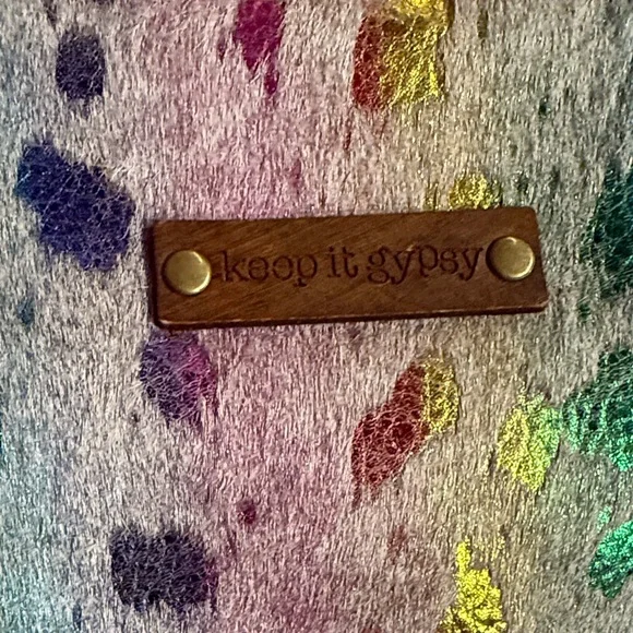 Keep It Gypsy Designer Crossbody Ivory Bumbag Calf Hair Leather Rainbow Foil - Picture 3 of 9